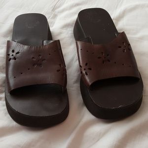 American eagle leather 9 brown sandle